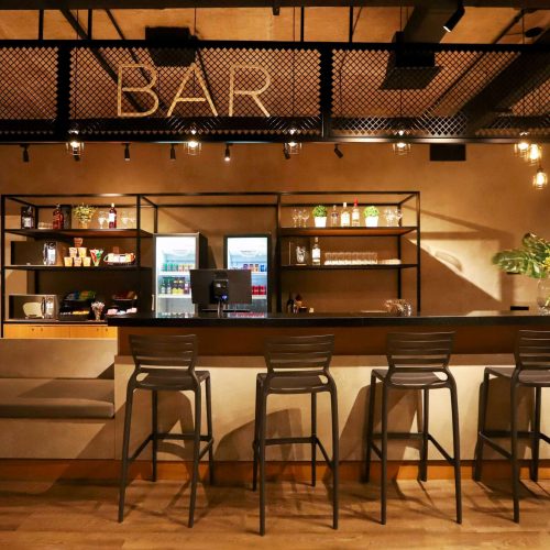 https://all.accor.com/A747